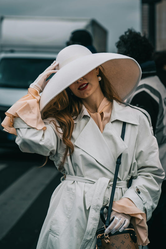 The Art of Effortless Chic: Styling Tips from Parisian Fashion
